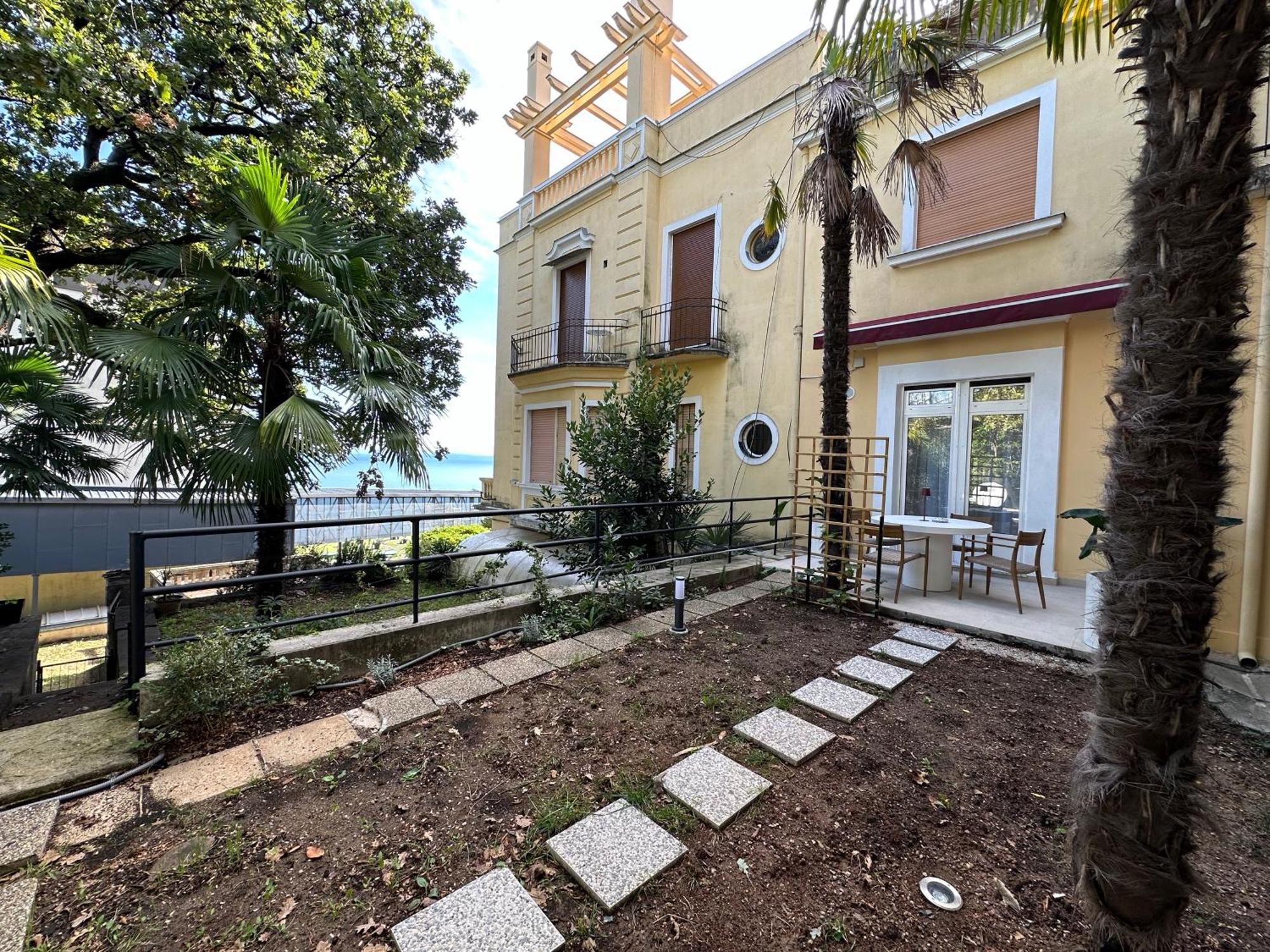 Apartment Pia *